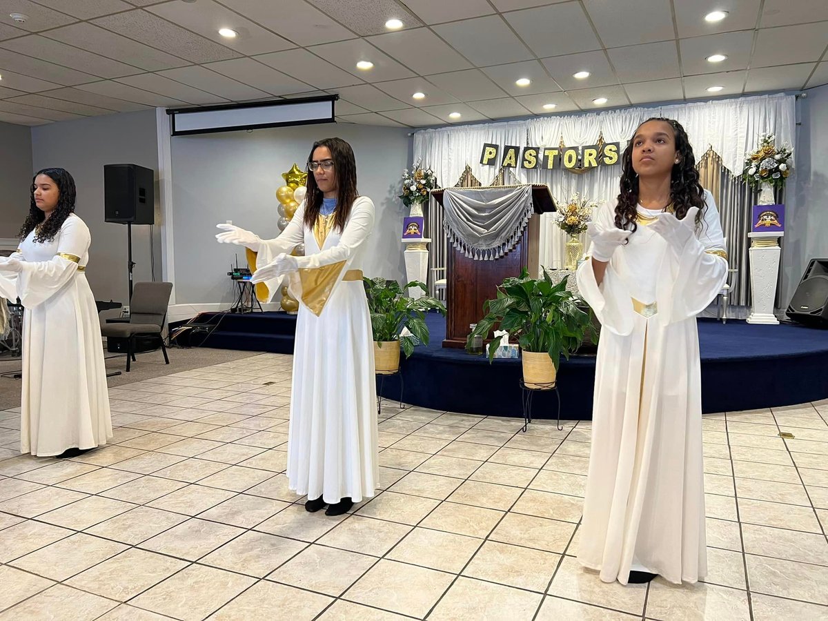 Genesis Hoy worship ministry inside the church
